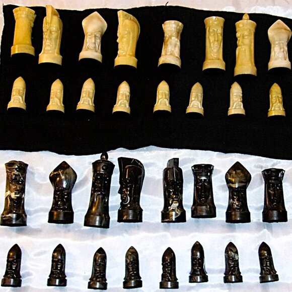Vintage Peter Ganine Marbled Gothic Chess Set - Complete!! - Picture 1 of 4